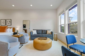 Brand New Studio Apt w King Bed Kitchenette in Steiner Ranch by Austin Vacay